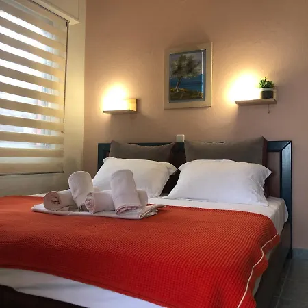 Lägenhetshotell Plaisir 3*