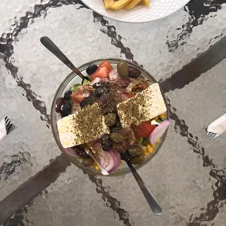 Plaisir Aparthotel Makriammos