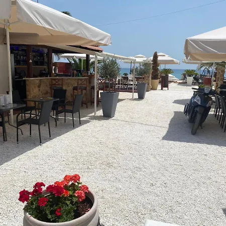 Plaisir Aparthotel Limenaria (Thasos)